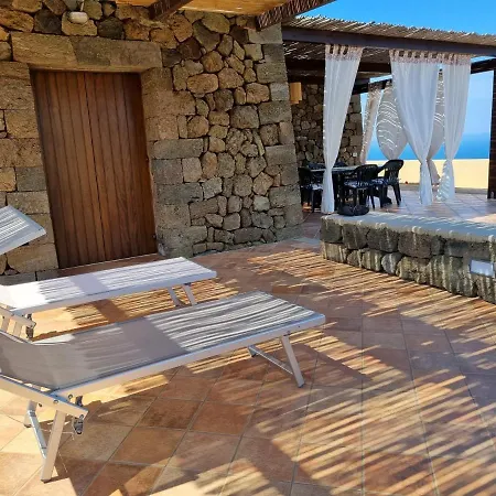 Casa vacanze Dammuso Il Tramonto Di Nica' *