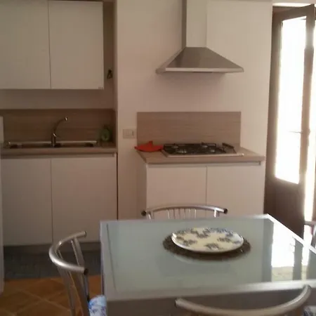 Casa vacanze Dammuso Il Tramonto Di Nica' Scauri (Sicily)