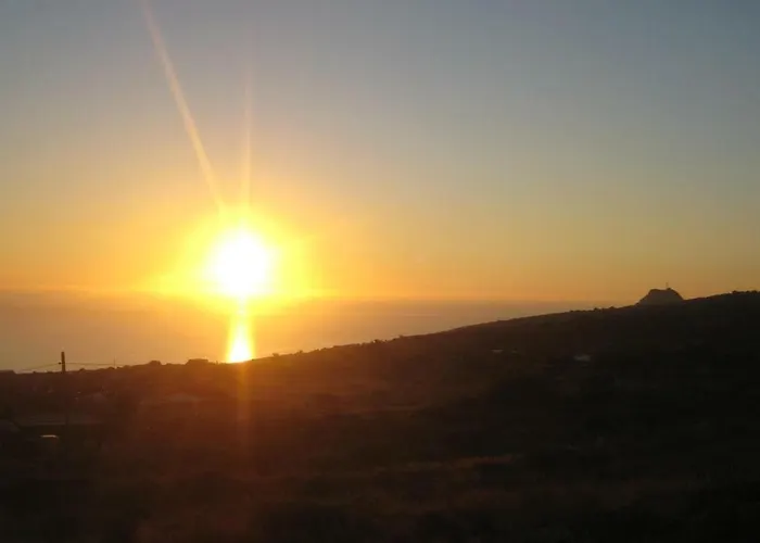 度假居 Dammuso Il Tramonto Di Nica' Scauri (Sicily)